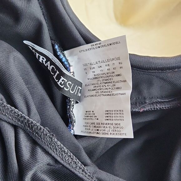 Miraclesuit‎ NWT It's a Wrap One Piece Swimsuit Black Blue Floral Women's Sz 8 - Picture 6 of 8
